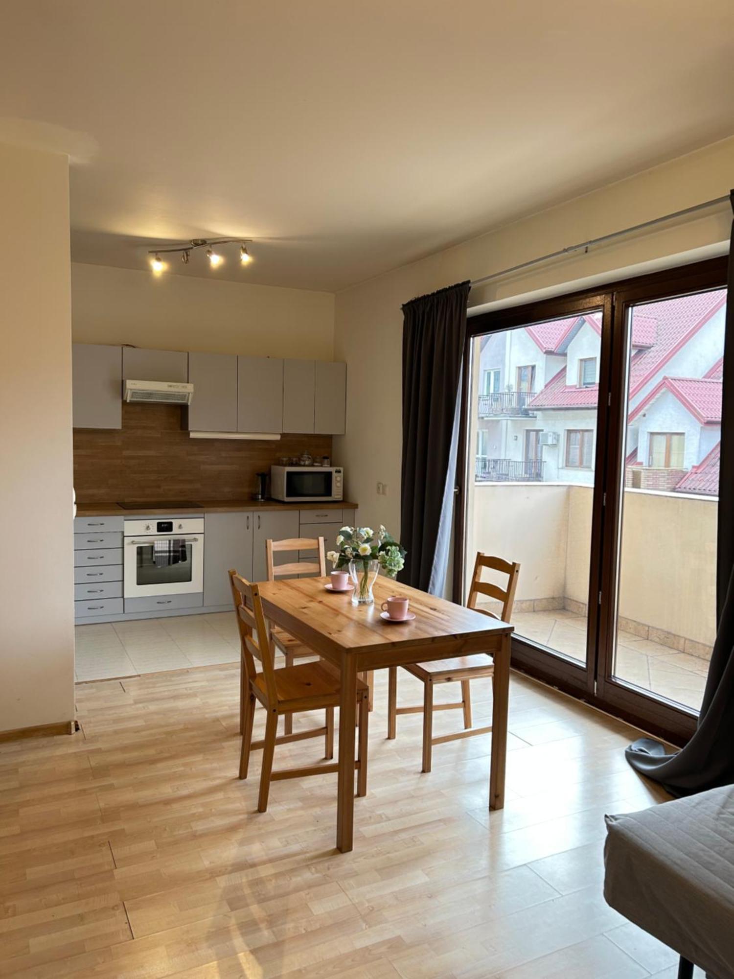 Apartament Na Deptaku W Lecznej Leczna Exterior photo